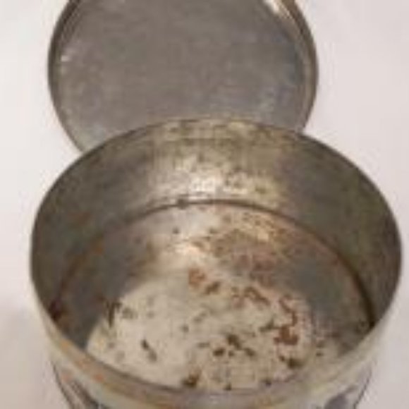 Vintage Crabtree & Evelyn Cow Tin Box - Picture 5 of 5